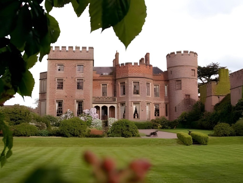 Rowton Castle Hotel 