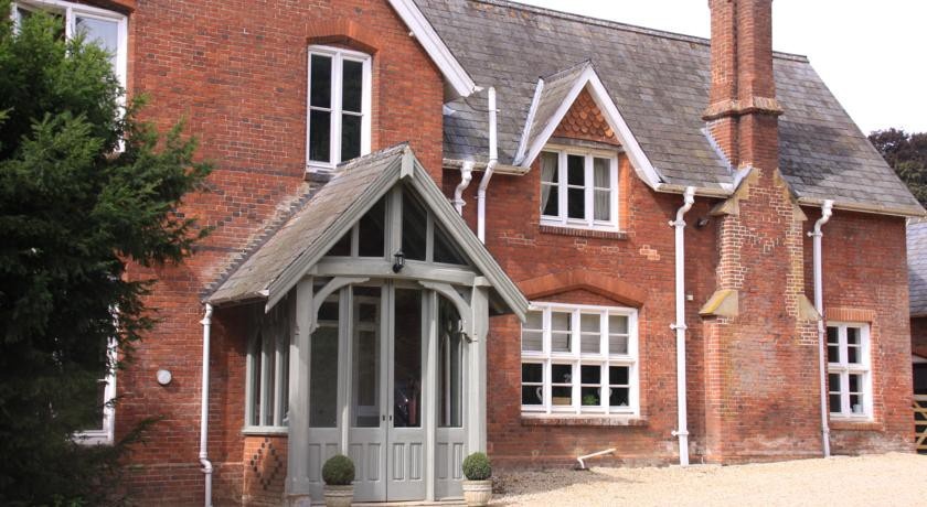 The Manor House Bed and Breakfast 