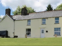 Groudd Hall Cottage 