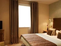 The George Hotel & Montys 