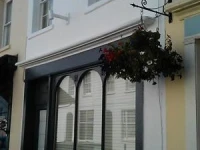 6 Suffolk Parade 