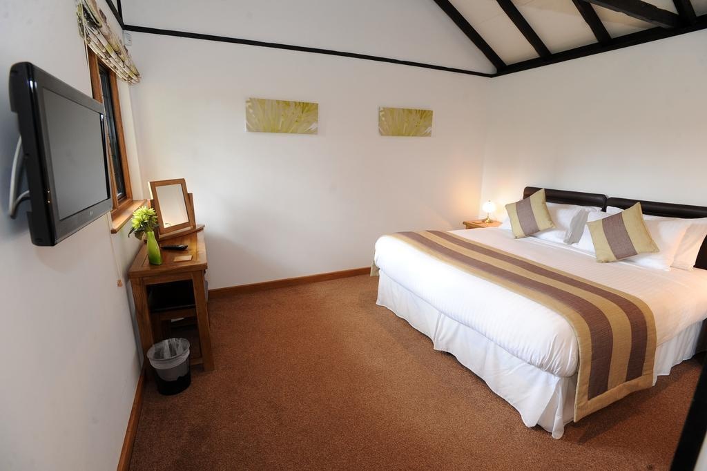Hill Top Farm Lodges 