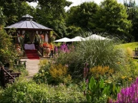 Gibbon Bridge Hotel 