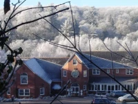 Fox & Hounds Country Hotel 