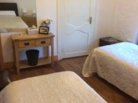 Comber Courtyard Apartment 3*