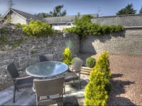 Stockwood Mews Apartments & Cottage 4*
