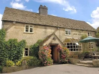 The Green Dragon Inn 
