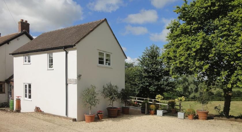 Green Oak Cottage 