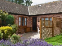 Apple Cottage 