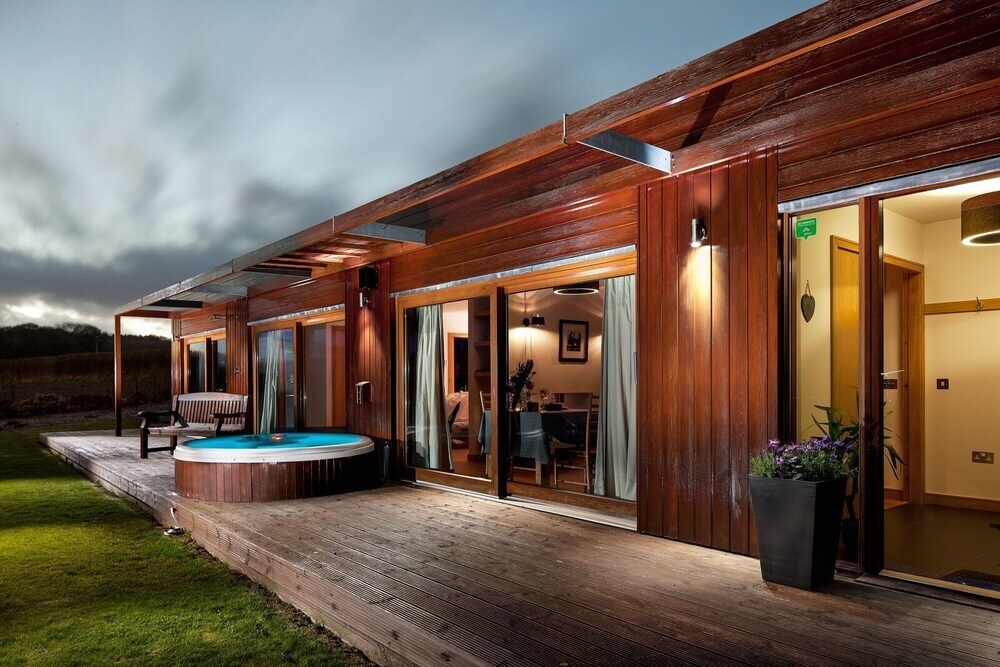 The Hideaway Experience 