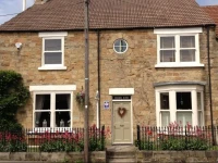 Moor End Guest House 