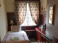 Georgian House Hotel 