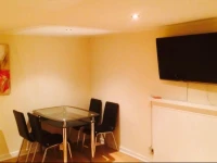 Isra Holiday Home 