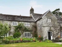 Crabadon Manor 