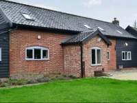 Walcot Barn 
