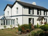 Denbies Farmhouse B&B 
