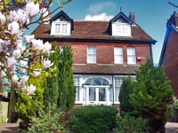 Salisbury House B & B 