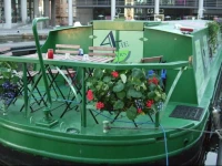 The Four Sisters Boatel - Houseboat 