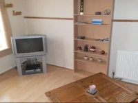 Aisha Apartment- Scottish Parliament 1 