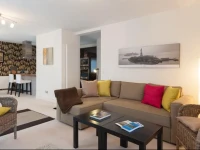 Edinburgh City Residences by Reserve Apartments 