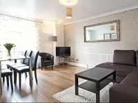 Spring Gardens Apartment 