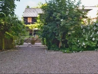 Barn Terrace 