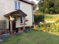 Edgcott Cottage 