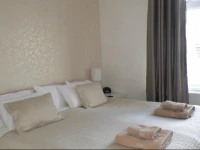 Hillcrest Bed & Breakfast 