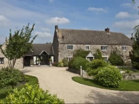 Swinford Manor Farm B & B 
