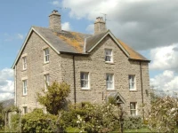Waiten Hill Farmhouse B&B 