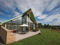 Straker Lodges 