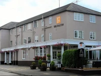 Falcon Hotel 