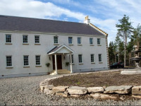 Dinichean House