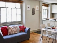 Riverside Loft 