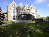 Number 10 Hotel 