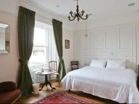 Banners House Hotel 