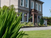 Westlakes Hotel and Restaurant 
