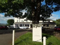 Eden House Hotel 