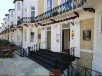 Andover House Hotel & Restaurant 