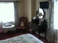 Holdfast Cottage Hotel 