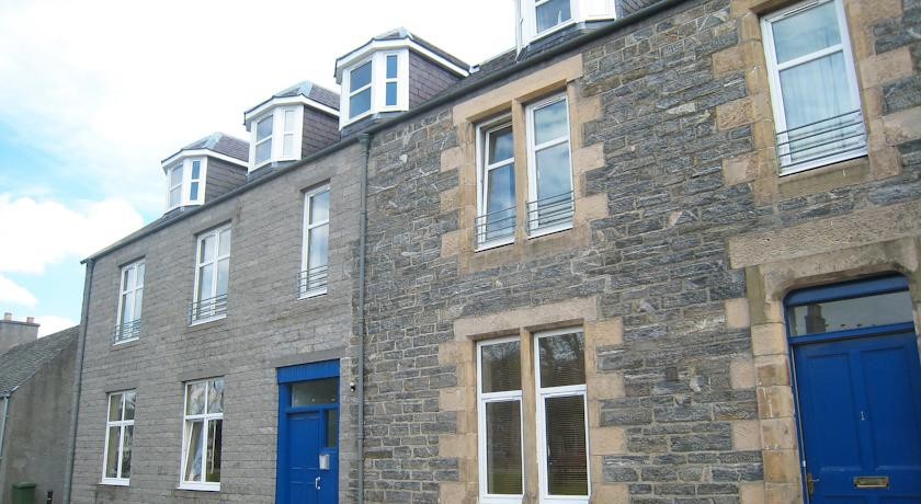 Waterford Apartment 