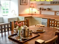 Granny McpheeS Farmhouse 