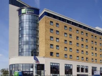 Holiday Inn Express London - Newbury Park 