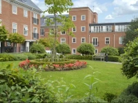 Spacious City Centre Apartment Centurion Square 