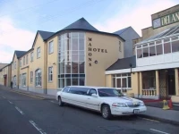 Mahons Hotel 