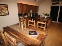 Hideaway Whitchurch 