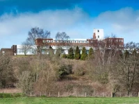 Milton Hilltop Hotel 