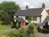Oak Farm Hotel 