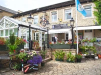 Huddersfield Central Lodge Hotel 