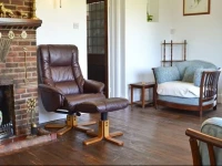 Fort Lodge 